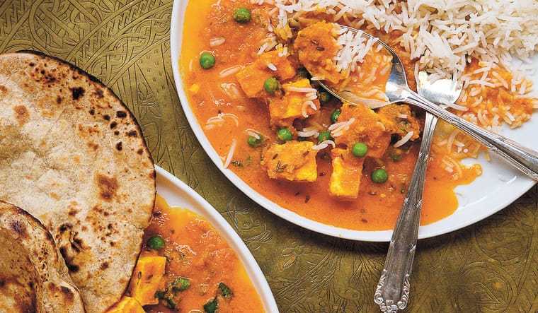 Sunday Paper Dinner Table: Matar Paneer