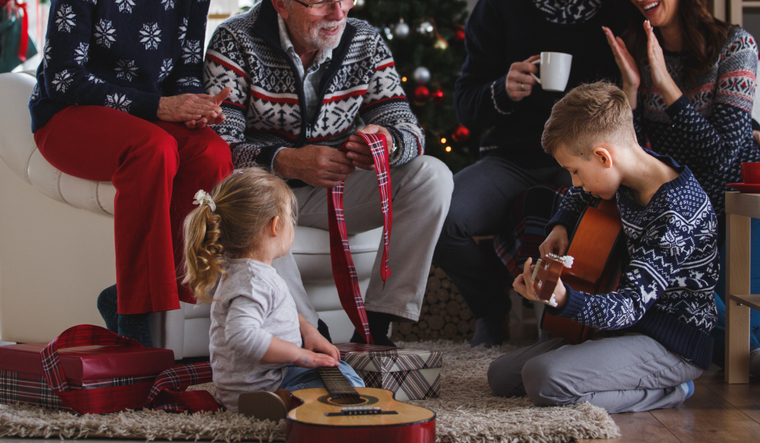 Marc Brackett, Founder and Director of the Yale Center for Emotional Intelligence, Says Doing These 3 Things Can Help You Feel Safe and Seen During the Holidays